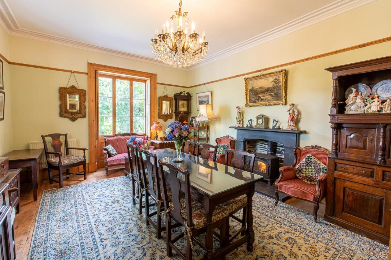 Taldraeth - Old Vicarage Guest House 펜린듀드리스 외부 사진