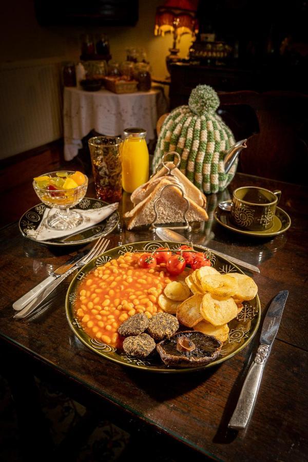 Taldraeth - Old Vicarage Guest House 펜린듀드리스 외부 사진