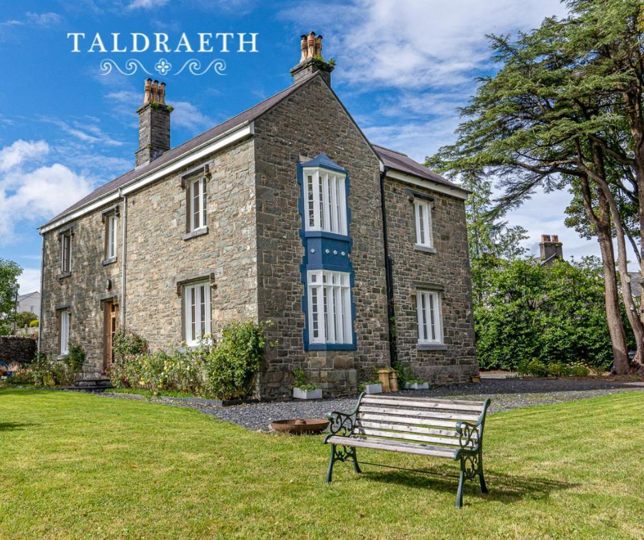Taldraeth - Old Vicarage Guest House 펜린듀드리스 외부 사진